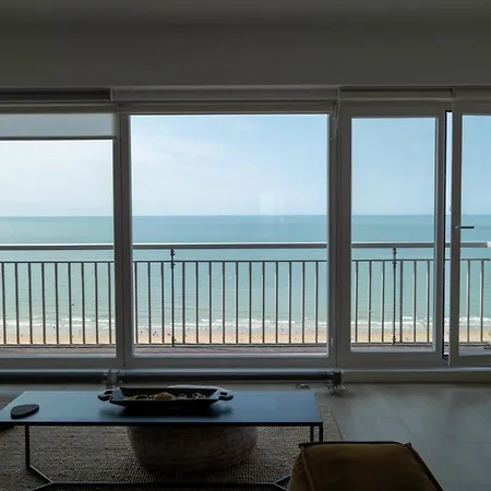 Lecomte - North Sea Lofts 102 公寓