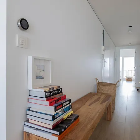 Lecomte - North Sea Lofts 102 *